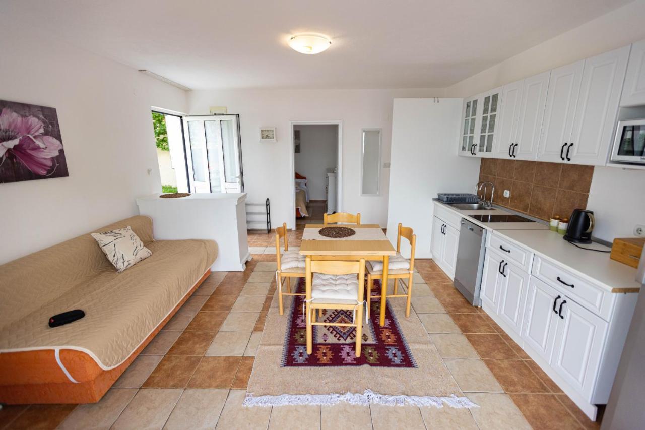Vila Verica Donji Stoliv Esterno foto