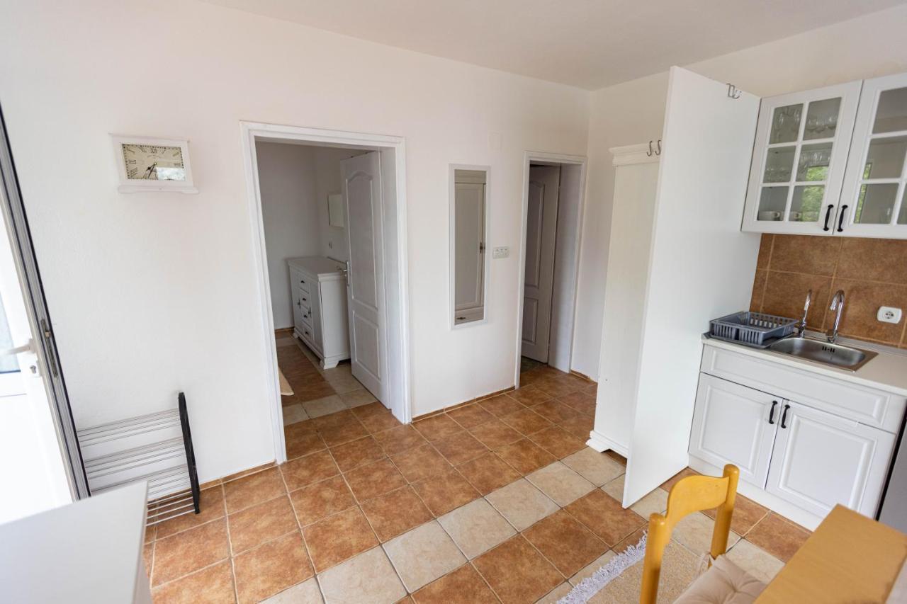 Vila Verica Donji Stoliv Esterno foto
